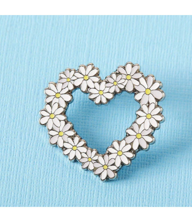 Daisy Heart pin