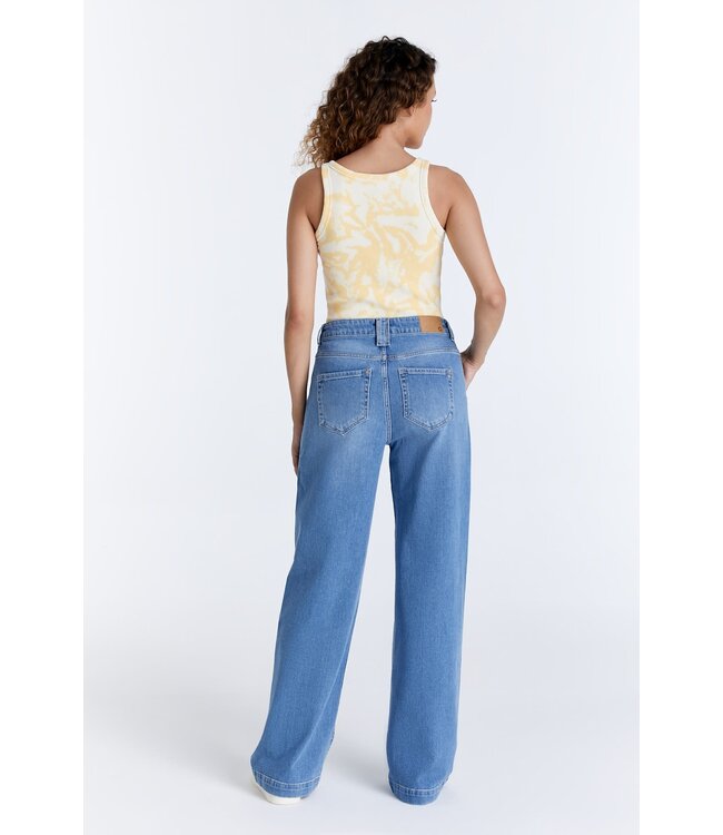 Lulu Jeans