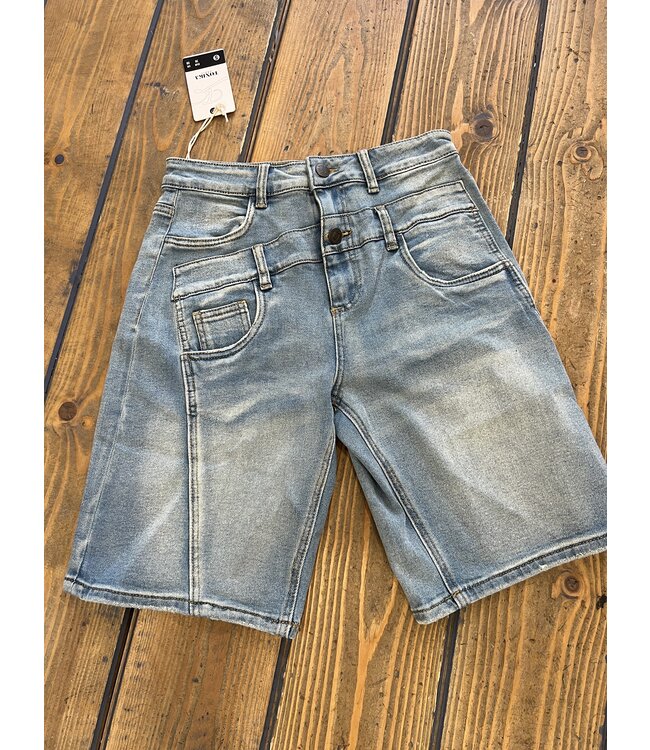 Short Denim
