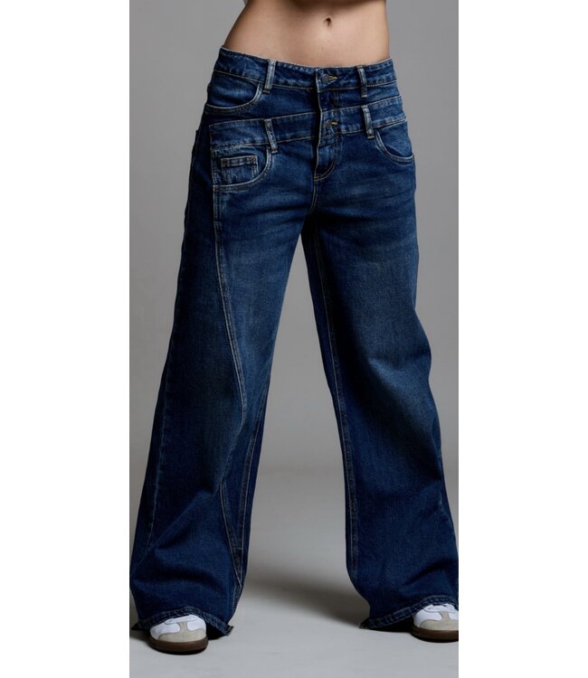 WIDE LEG JEANS MET DUBBEL KNOOP DETAIL