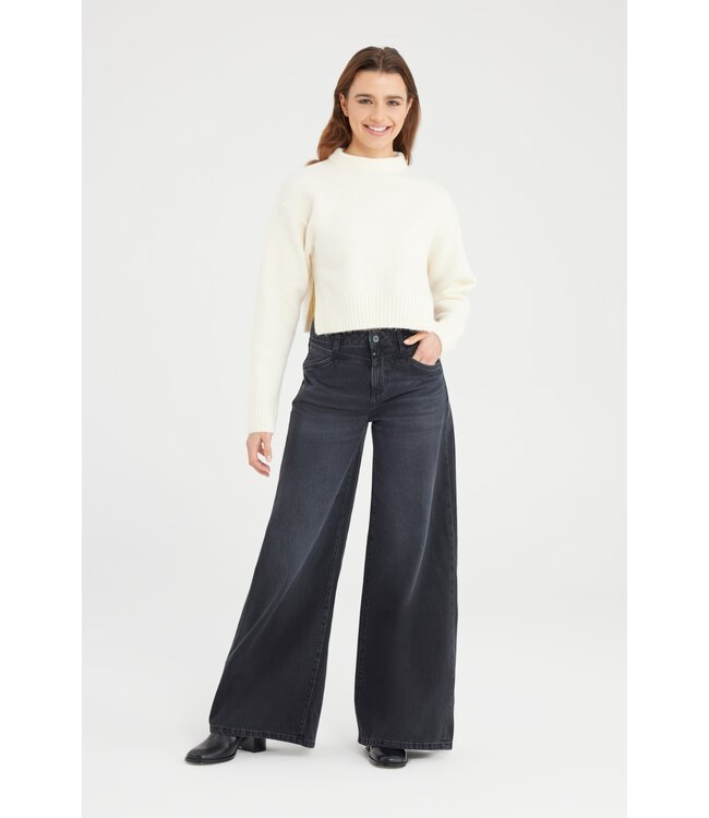 Hazel Jeans Black