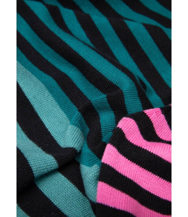 Cardigan Bright Side of Life colorful magic show