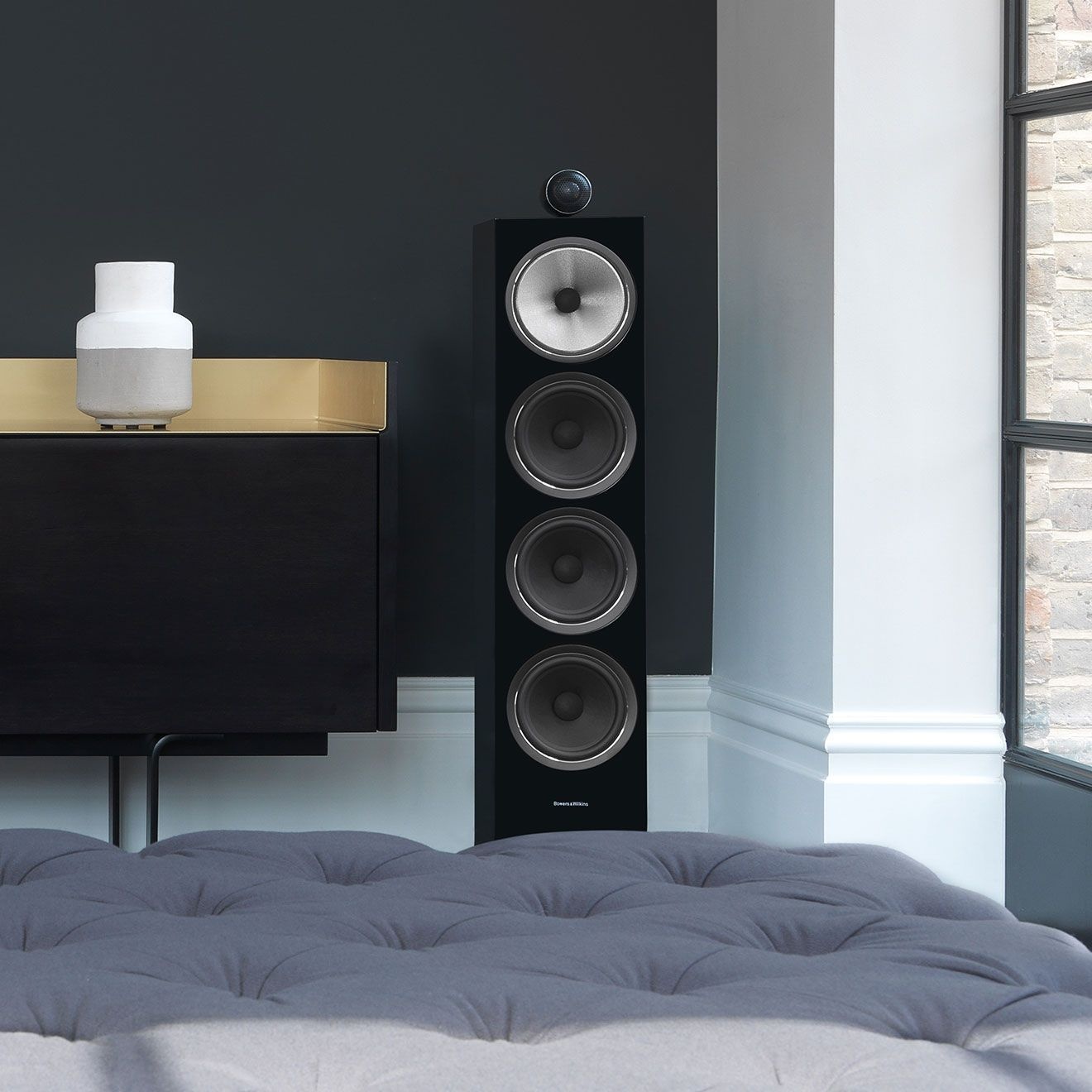 Bowers & Wilkins 702 S2 (Gloss black) - Zuil speaker