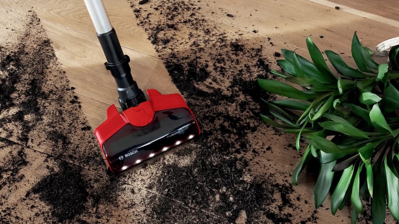 Bosch Unlimited 7 ProAnimal BCS711PET  - Steelstofzuiger