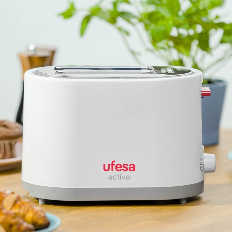 Ufesa TT7385 - Broodrooster
