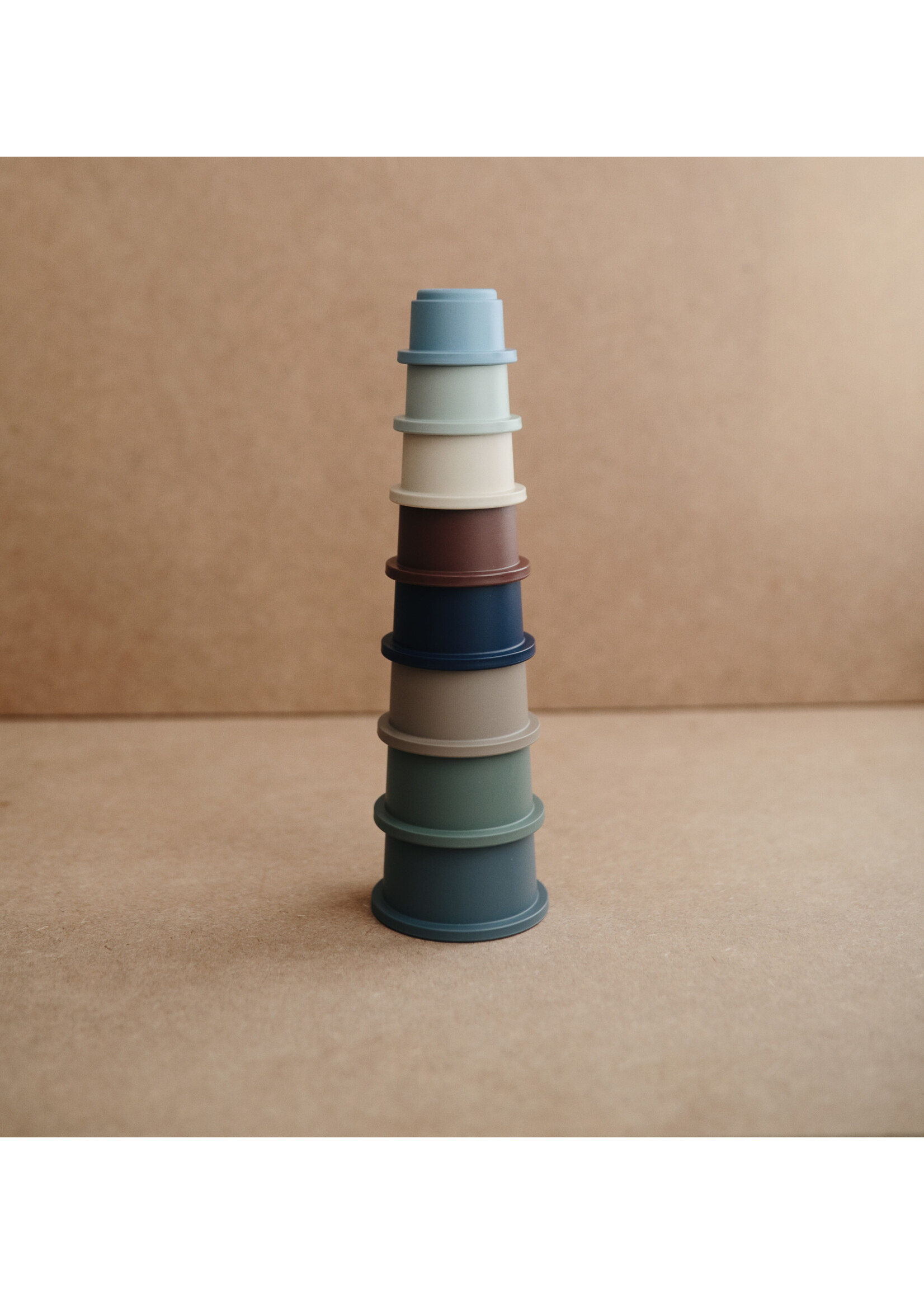 Mushie Mushie Stacking Cups Forest blauw+