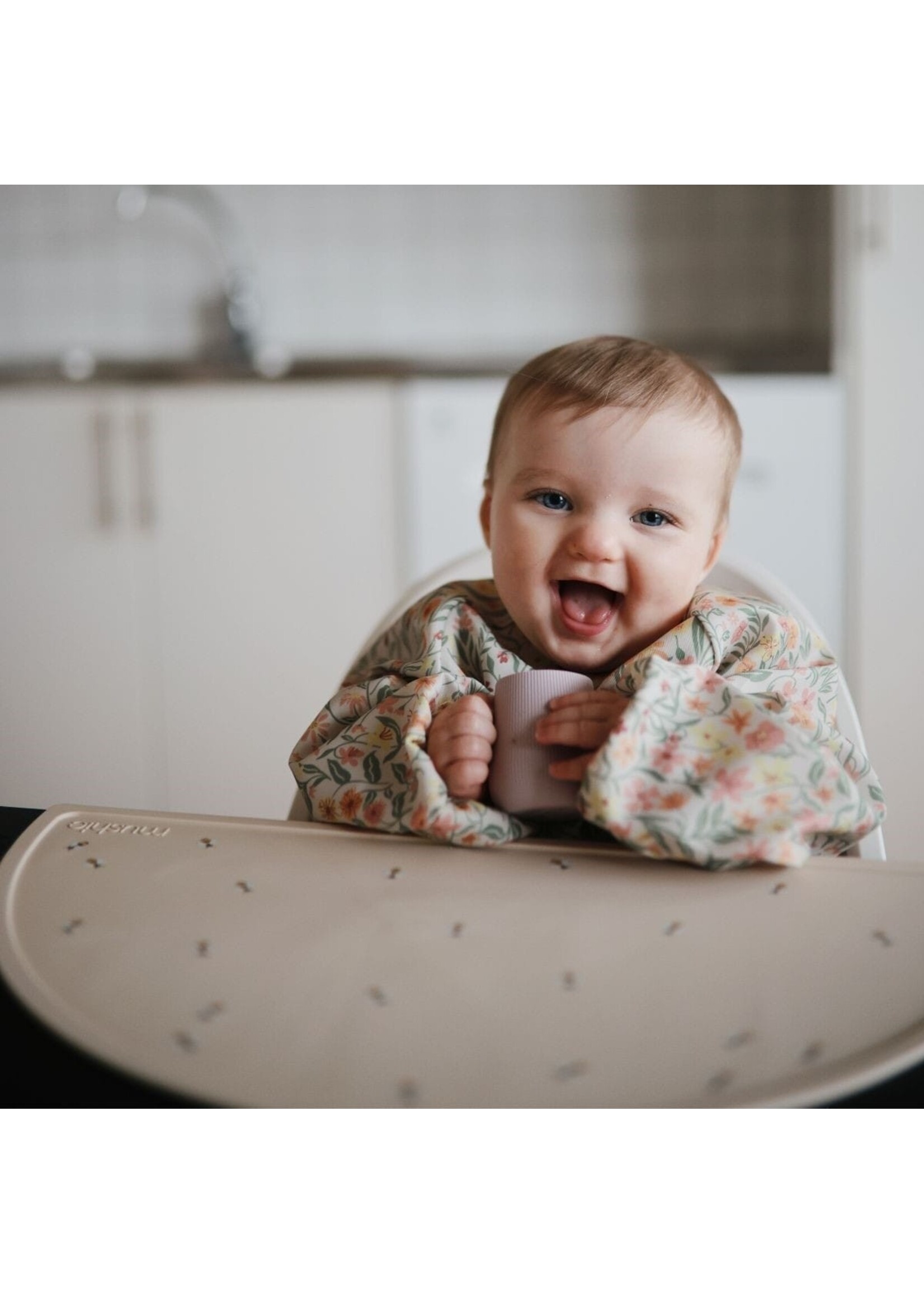 Mushie Mushie - Longsleeve Bib Pastel Blooms