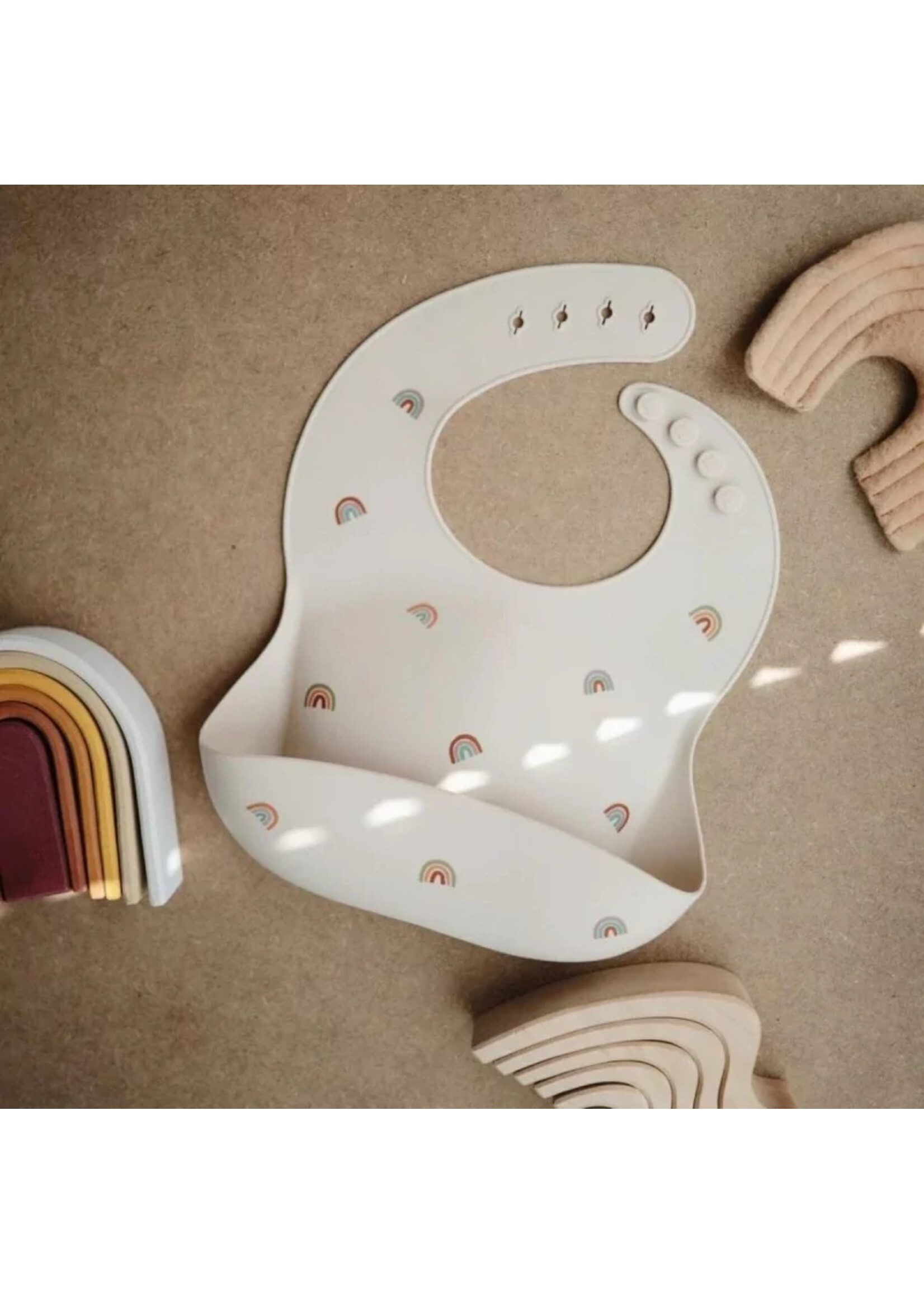 Mushie Mushie Silicone Bib slabber - Rainbow