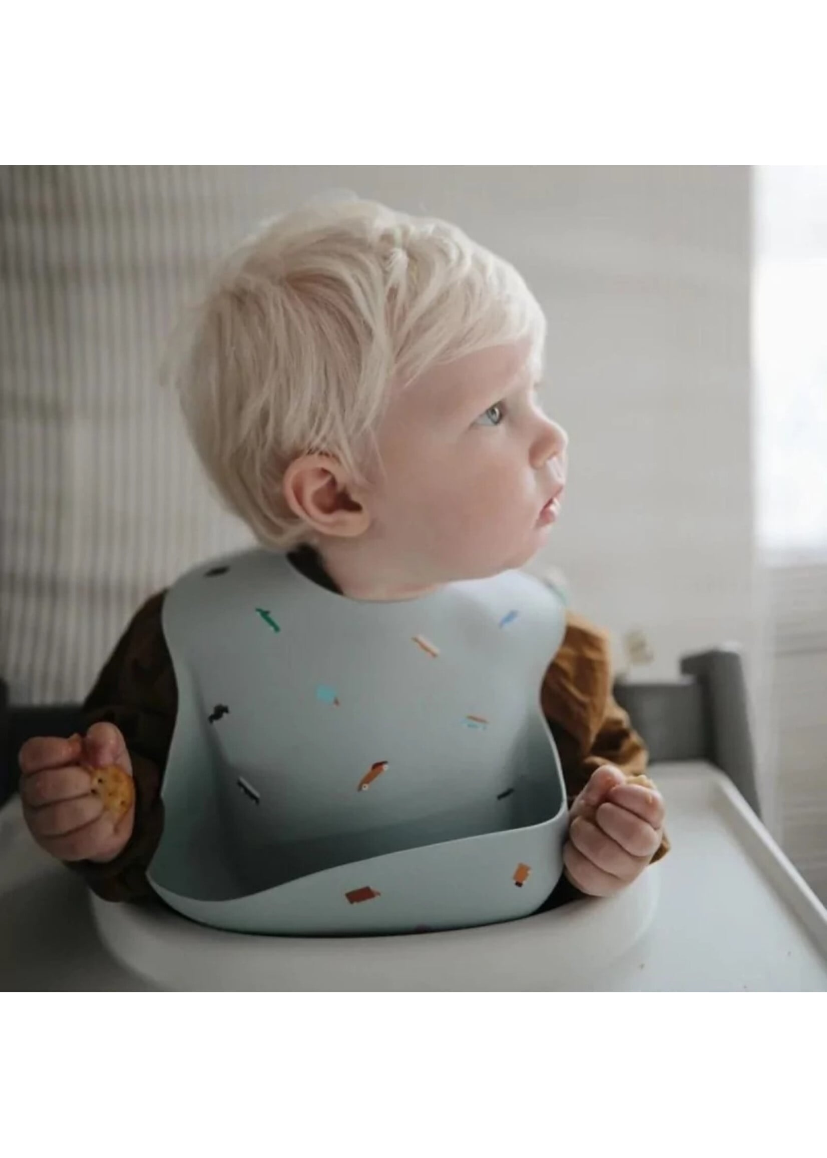 Mushie Mushie Silicone Bib Slabber Retro Cars