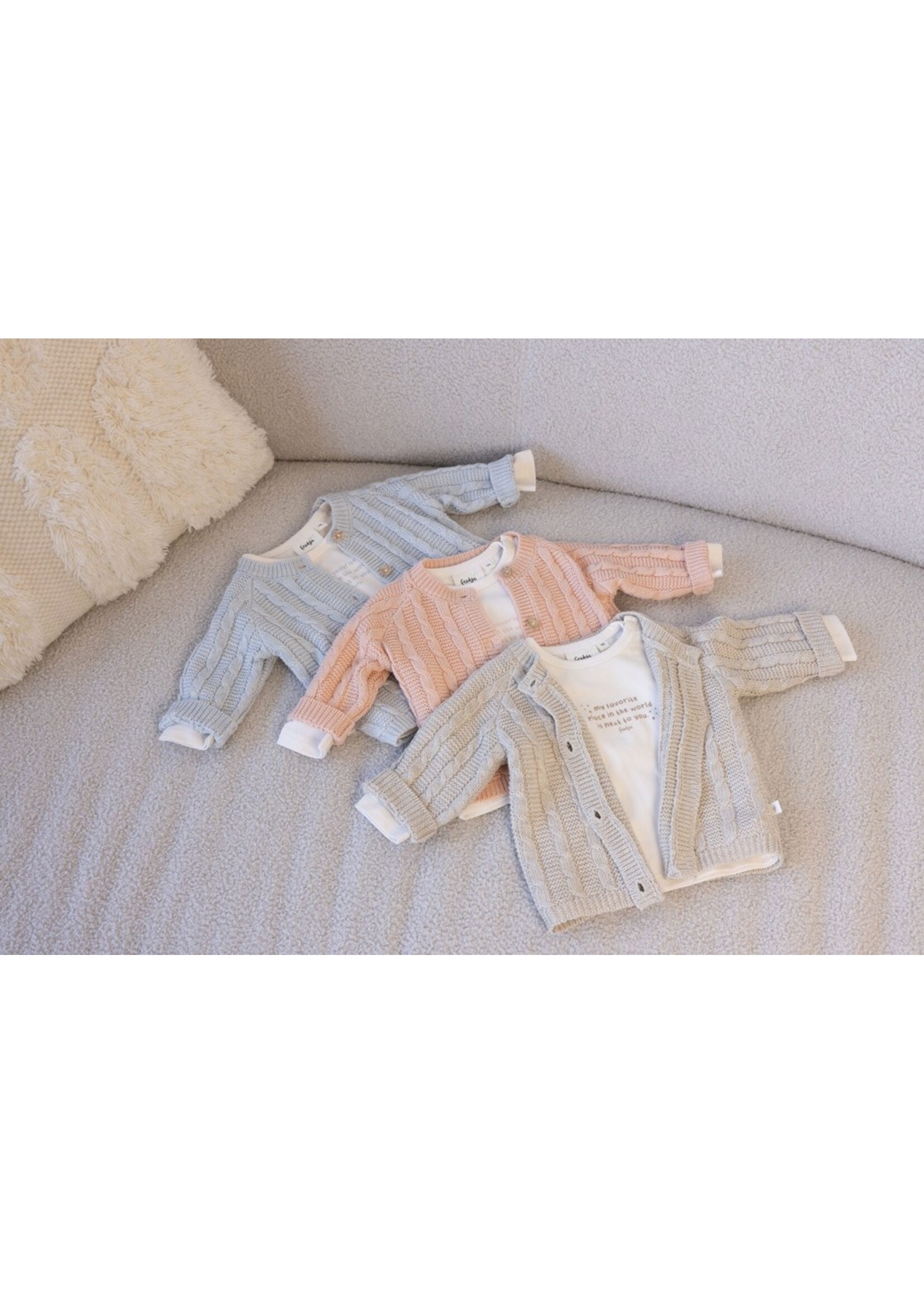 Feetje Vestje gebreid - The Knits taupe melange