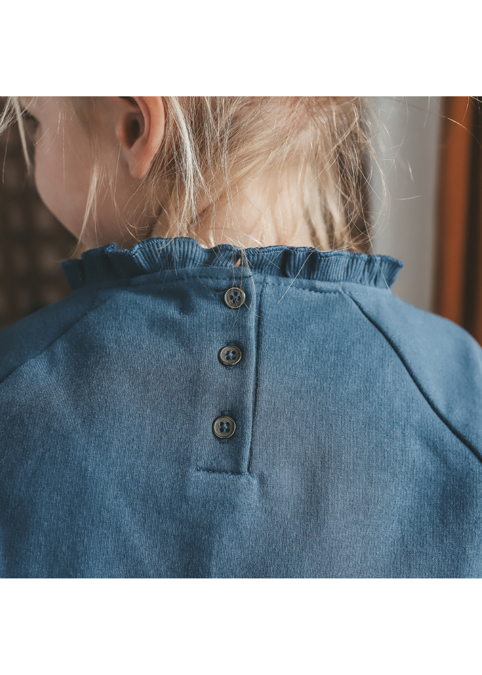 Your Wishes Bow - Ruffle sweater Insignia blue