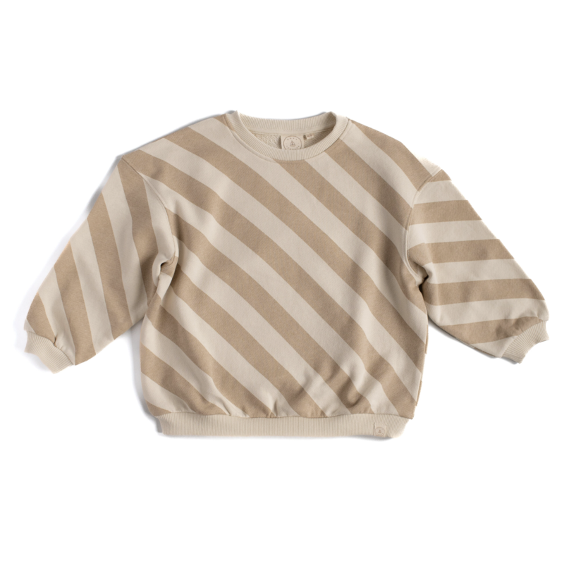 Oversized sweater stripe