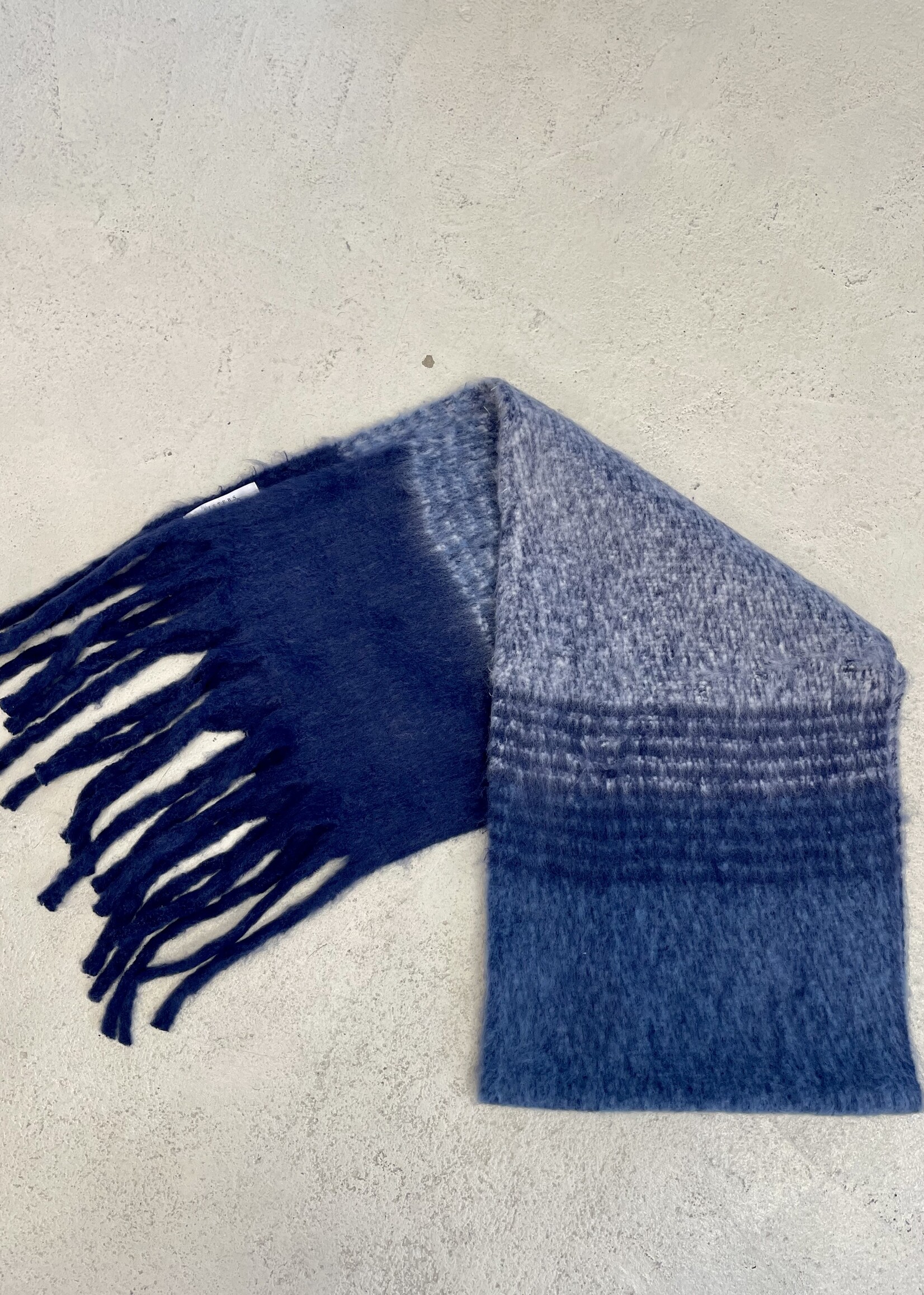 SISTERS POINT Scarf | blue