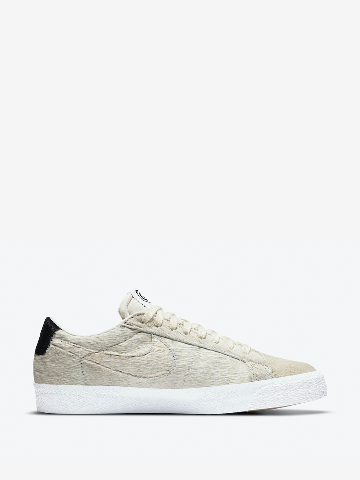 nike sb blazer low medicom