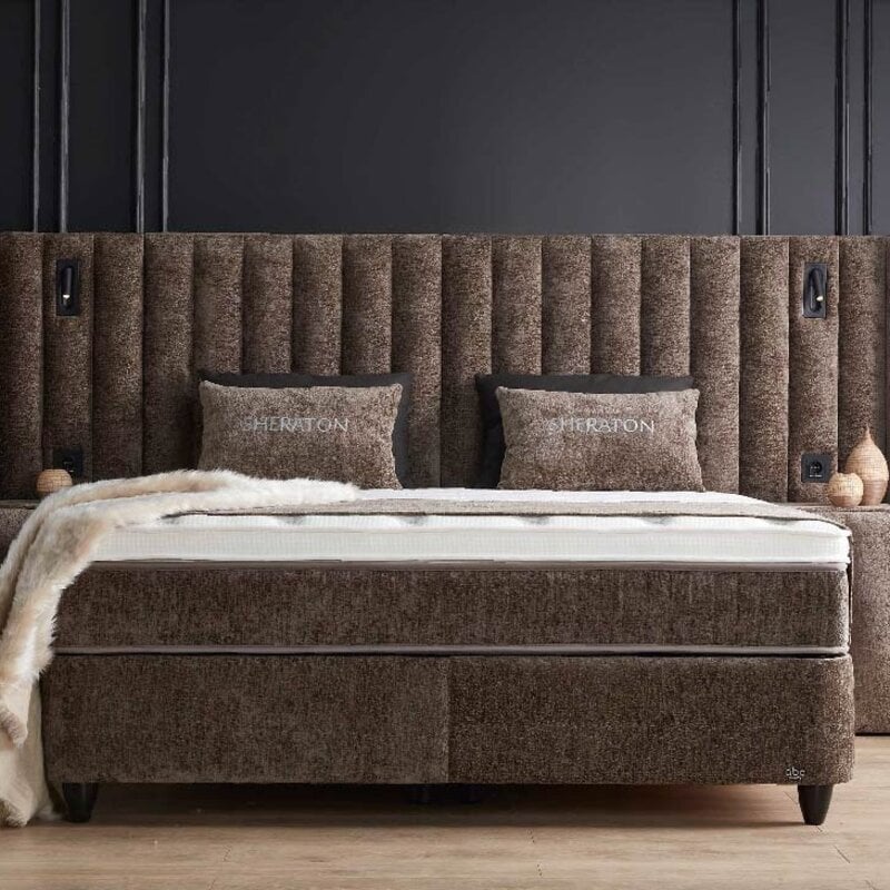 Bed London brown