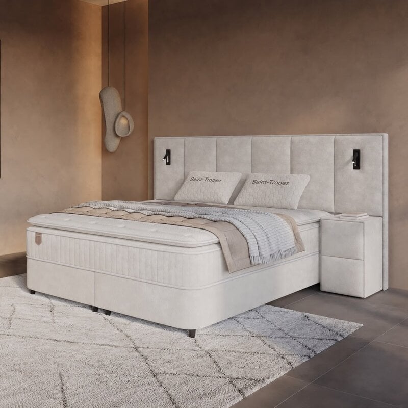Bed saint tropez