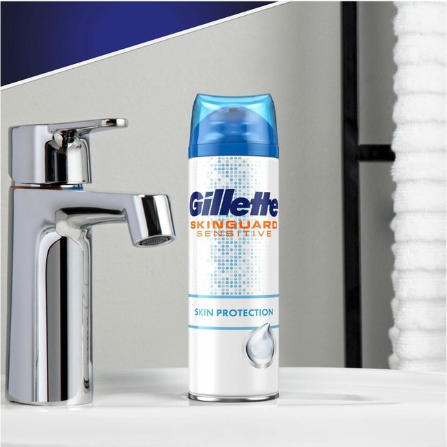 Gillette Scheergel Skinguard Sensitive 200 ml