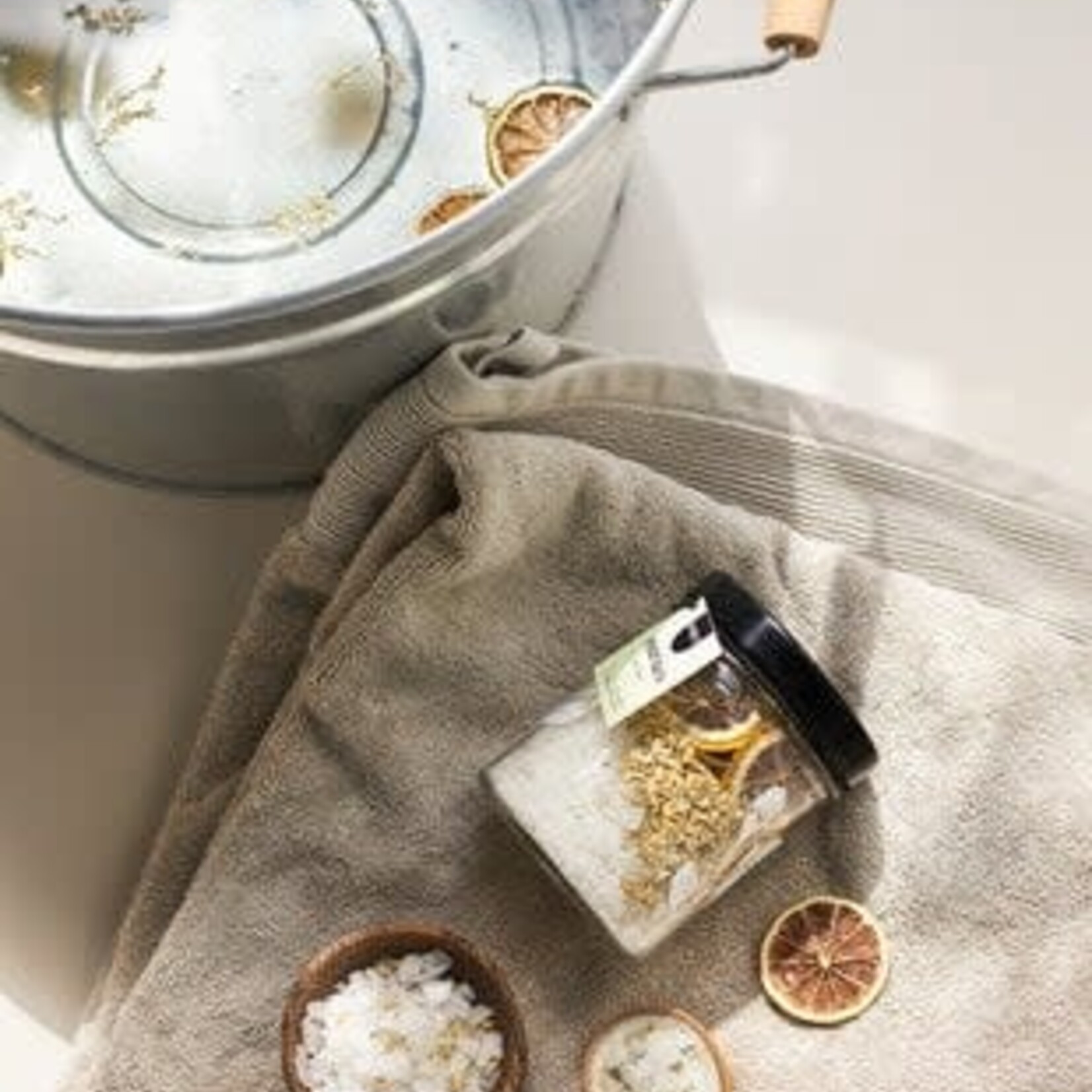 PINEUT PINEUT - Bain de pieds -  Lime Yarrow