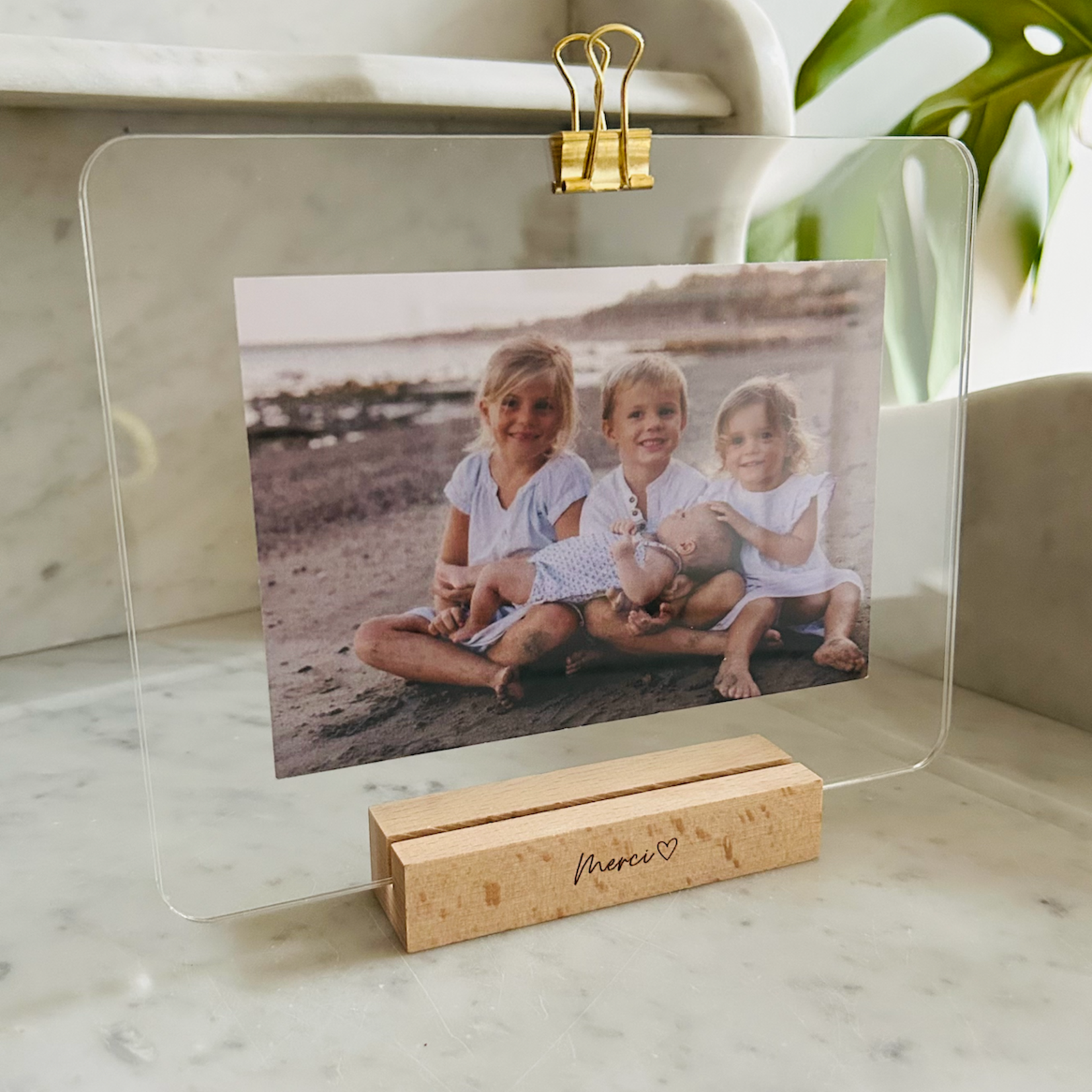 One Of A Kind LASERCUT - Porte photo plexi personnalisé