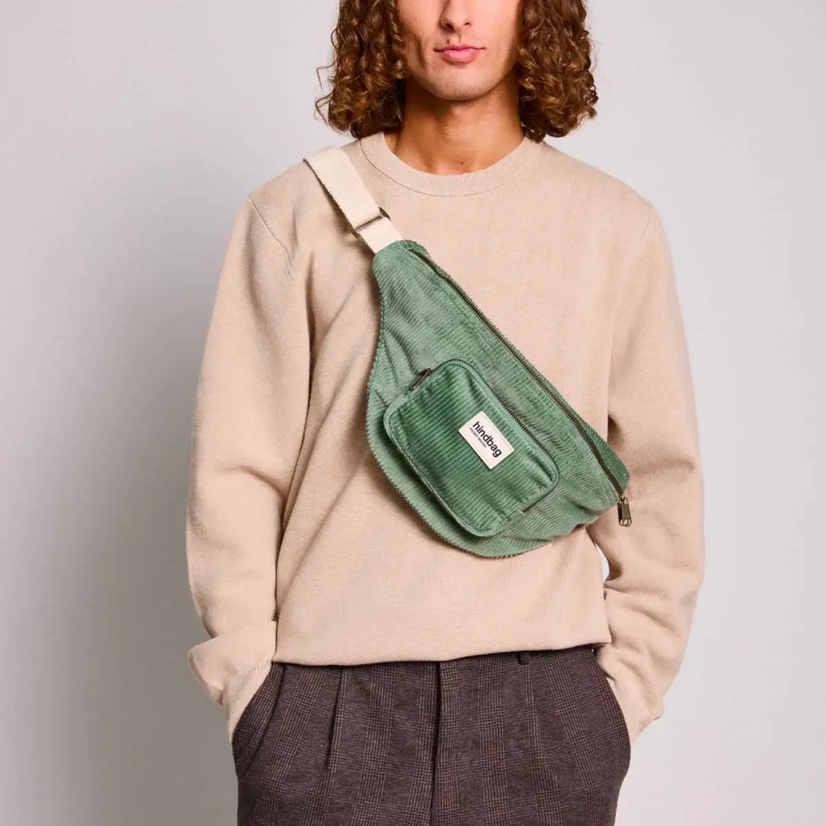 HINDBAG HINDBAG - Sac banane Sofia - Velours vert d'eau