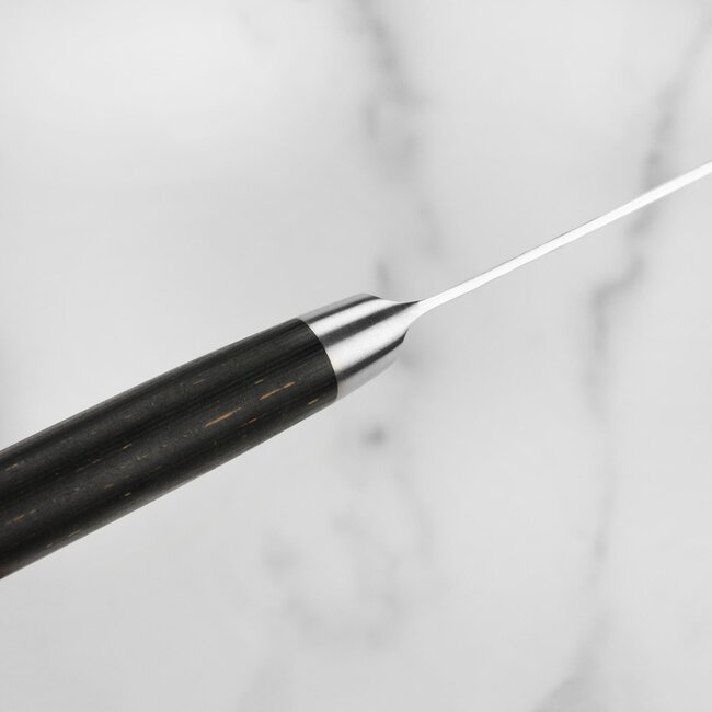 Yaxell Taishi Vleesmes 18 cm – VG-10 Staal – Hardheid 61 HRC – Tsuchime Afwerking – Gehamerd Lemmet – Zwart Pakka Beukenhout Handvat