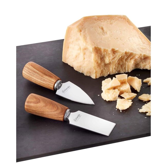 Triangle Parmezaan Kaasmes met Punt Lemmet – Essenhouten Heft – Handgemaakt