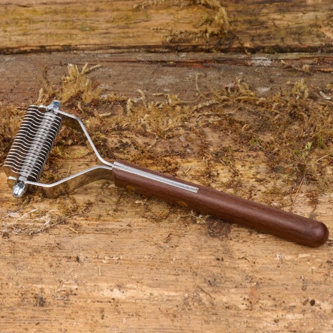 Mars Coat-King Trimmer met botte bladen – Verwijdert los haar – Houten handvat – 18 cm – Voor hondenverzorging