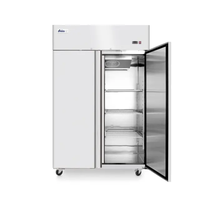 Arktic Ruime vriezer – 6 schappen – zelfsluitende deuren – verrijdbaar – geforceerde koeling – 1240L