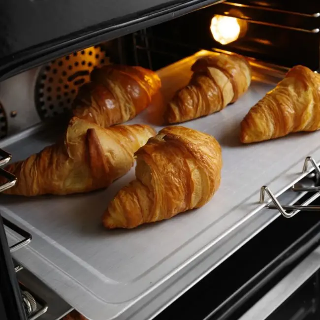 HENDI Heteluchtoven met vochtinjectie – 62L – 230V/2670W – 50-300°C – 4 trays – roestvrij staal