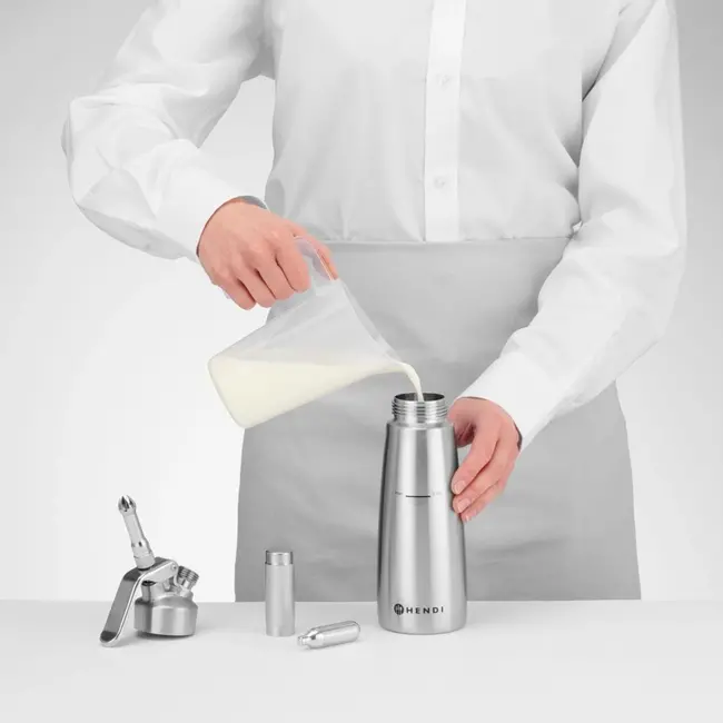 HENDI Slagroomapparaat – Profi Line – 0,5L – Inclusief 3 spuitmondjes – Geschikt voor warme sauzen