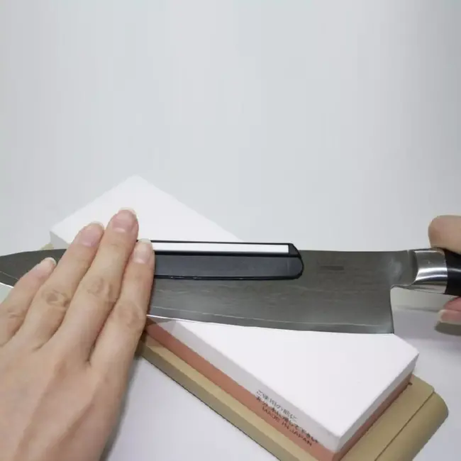 Yaxell 1000/3000 Wetsteen / Combinatiesteen / Slijpsteen – Dubbele Korrelgrofte – Inclusief Angle-Keeper en Nivelleringsteen – Voor Precisie Slijpen en Fijn Polijsten van Japanse Messen