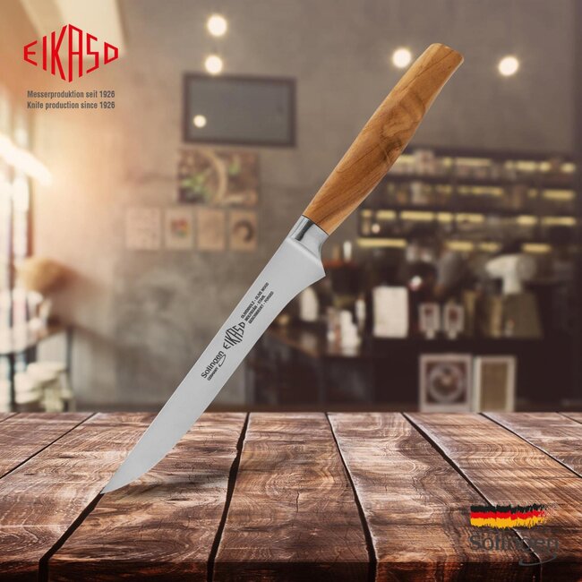 Eikaso Solingen Flexibel uitbeenmes – handgesmeed – olijfhouten handvat – 16 cm – bruin