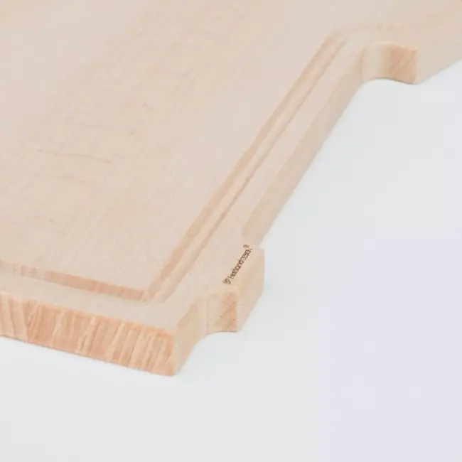 HOCHO T-shirt Snijplank met Sapgeul – Beukenhout – 250x280x15 mm