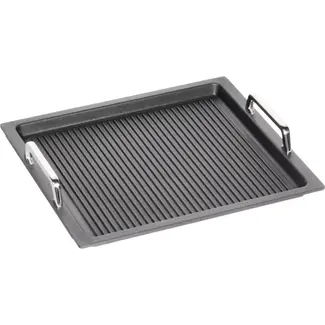 AMT Gastroguss Gastronorm bak GN 2/3 hoogte 2 cm met handgrepen met grilloppervlak LOTAN® antiaanbaklaag geschikt voor alle warmtebronnen incl. inductie