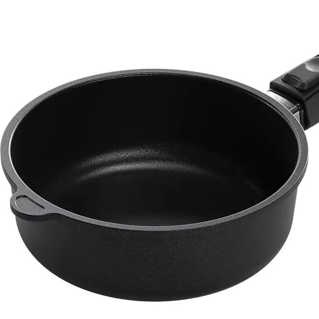 AMT Gastroguss Braadpan Ø 24 cm – Non-stick coating – Geschikt voor inductie – Verwijderbare handgreep – 7 cm hoog