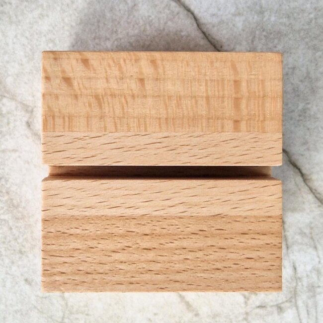 HOCHO Beukenhouten Kaartenhouder 60x60x60 mm – Perfect voor Horeca en Winkels