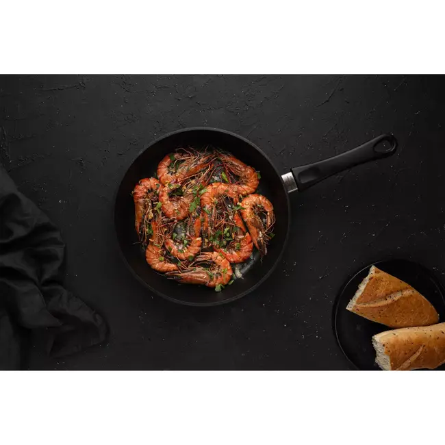 AMT Gastroguss Lichtgewicht koekenpan – Ø 24 cm – Non-stick – Inductiegeschikt – vaste greep