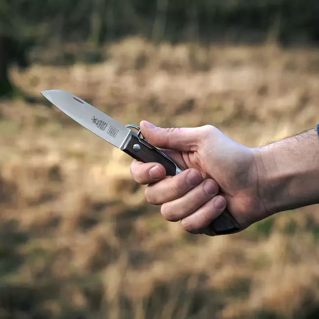 Robert Herder IBEX – Zakmes – Inklapbaar – Lemmet 100 mm – Carbonstaal – Heft Gerookt Eikenhout