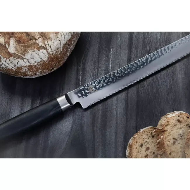 Yaxell Taishi Broodmes 25 cm – VG-10 Staal – Hardheid 61 HRC – Tsuchime Afwerking – Gehamerd Lemmet – Zwart Pakka Beukenhout Handvat