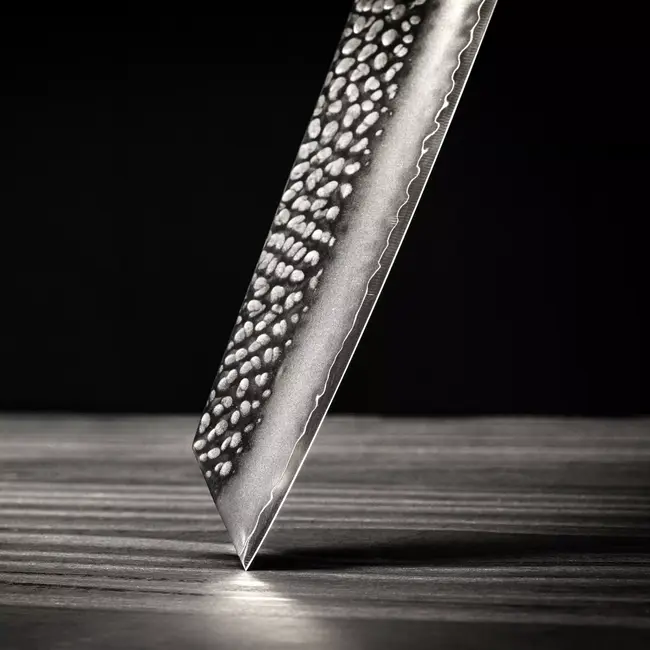 Yaxell Taishi Sashimi Fileermes 23 cm – VG-10 Staal – Hardheid 61 HRC – Tsuchime Afwerking – Gehamerd Lemmet – Zwart Pakka Beukenhout Handvat