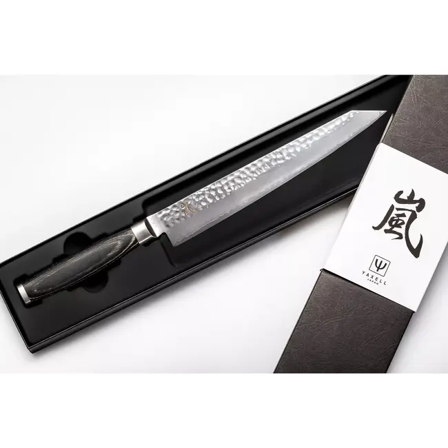 Yaxell Taishi Sashimi Fileermes 23 cm – VG-10 Staal – Hardheid 61 HRC – Tsuchime Afwerking – Gehamerd Lemmet – Zwart Pakka Beukenhout Handvat