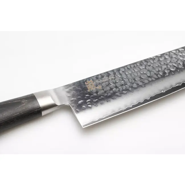 Yaxell Taishi Koksmes 24 cm – VG-10 Staal – Hardheid 61 HRC – Tsuchime Afwerking – Gehamerd Lemmet – Zwart Pakka Beukenhout Handvat