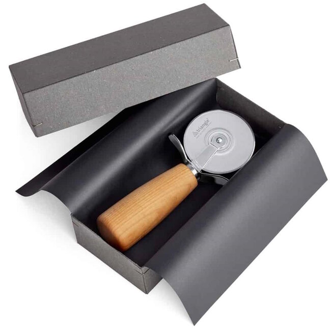 Triangle Pizzasnijder met Pruimenhouten Heft – 7cm RVS Lemmet – Solingen Kwaliteit