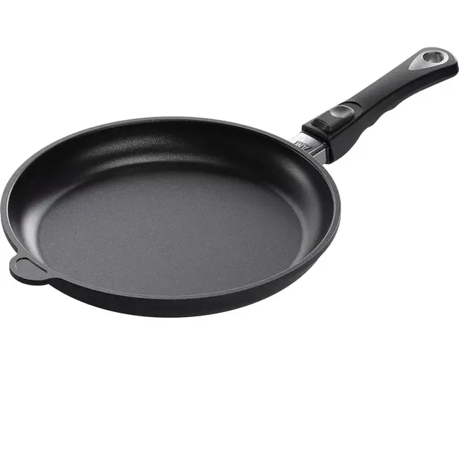 AMT Gastroguss Koekenpan 24 cm – Inductiegeschikt – Lotan antiaanbaklaag – Handgegoten aluminium – Afneembare steel