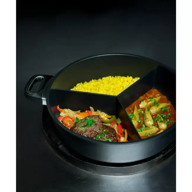 AMT Gastroguss 3-vaks hapjespan – 32 cm – aluminium – antiaanbak – inductie en ovenbestendig