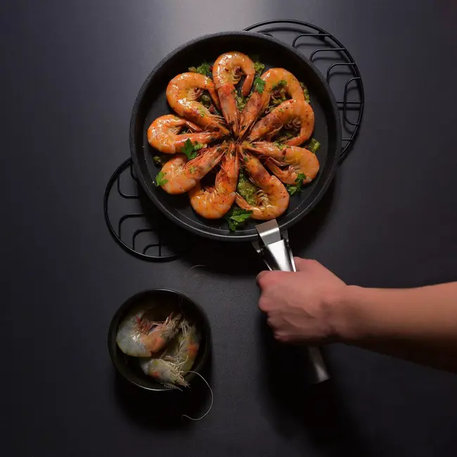 AMT Gastroguss Ronde snackpan – 19 cm – Platte bodem – Gerecycled aluminium – Energiezuinig