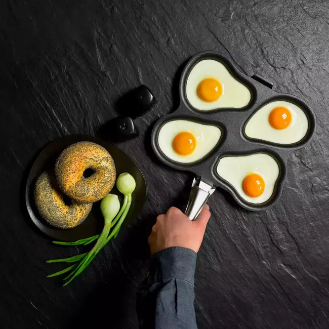 AMT Gastroguss 4-vaks bakvorm – Handgegoten aluminium – Lotan antiaanbaklaag – 27x23 cm – Ovenbestendig