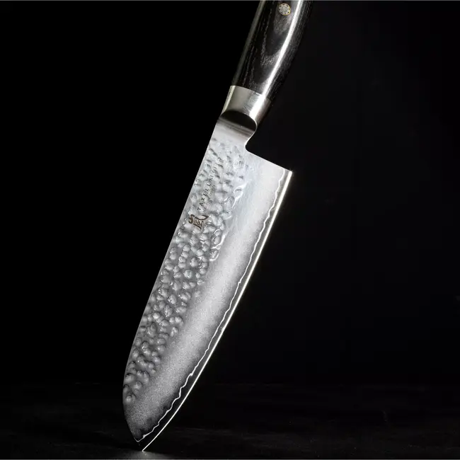 Yaxell Ketu Santokumes 16,5 cm – SG2 Stalen Kern – Tsuchime Finish – Pakkahout Handvat