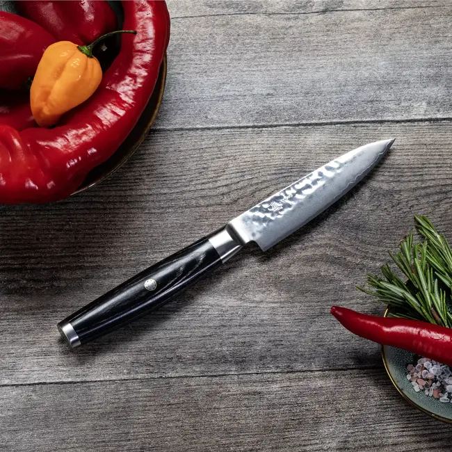 Yaxell Ketu Schilmes 10 cm – SG2 Stalen Kern – Tsuchime Finish – Pakkahout Handvat