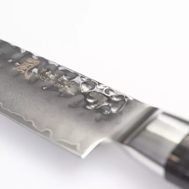 Yaxell Ketu Schilmes 10 cm – SG2 Stalen Kern – Tsuchime Finish – Pakkahout Handvat